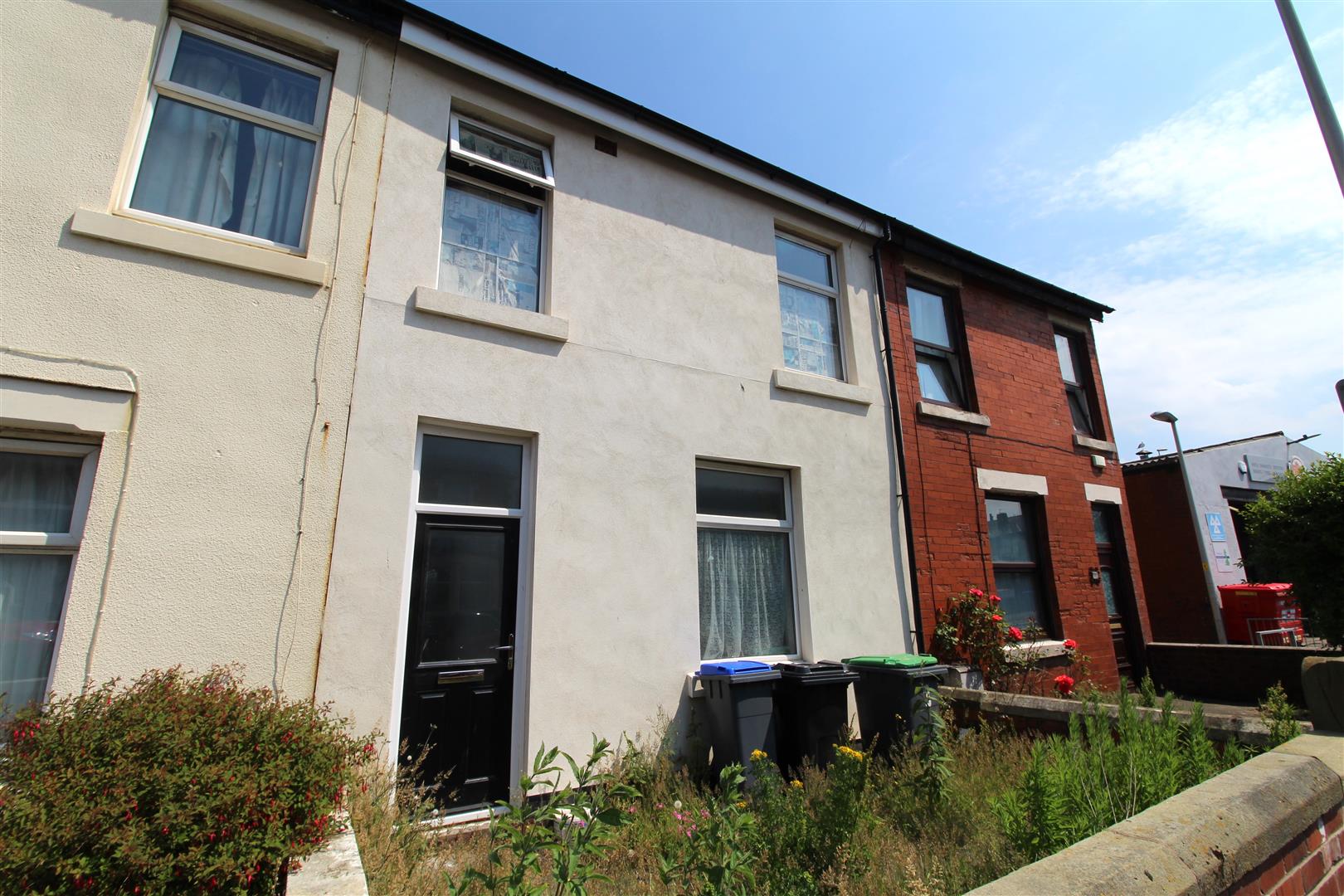 Flat 2, 3 Henry Street, Blackpool